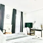 Strandhaus Moenchgut Lobbe Hotel Goehren (Ruegen)