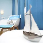 Strandhaus Moenchgut Lobbe * Goehren (Ruegen)