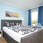 Strandhaus Moenchgut Lobbe *