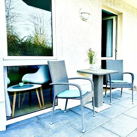 فندق Strandhaus Moenchgut Lobbe غورين