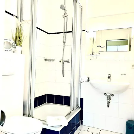 Strandhaus Moenchgut Lobbe Goehren (Ruegen)