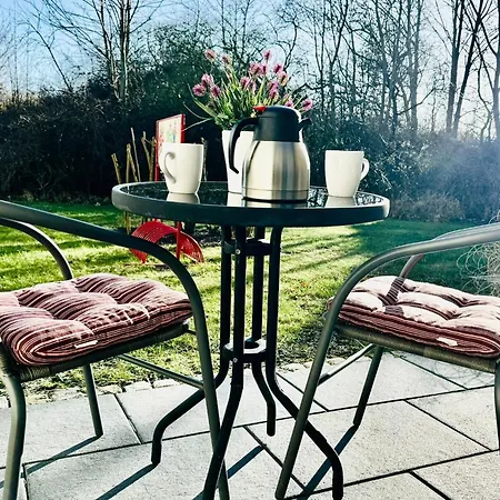 Hotel Strandhaus Moenchgut Lobbe *