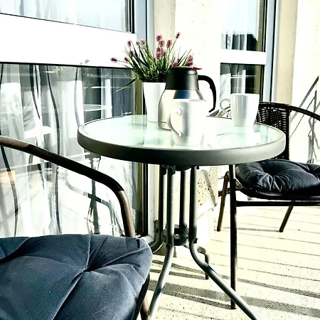 فندق Strandhaus Moenchgut Lobbe