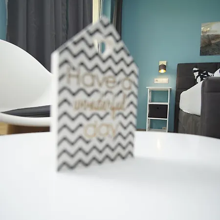 Strandhaus Moenchgut Lobbe * Goehren (Ruegen)