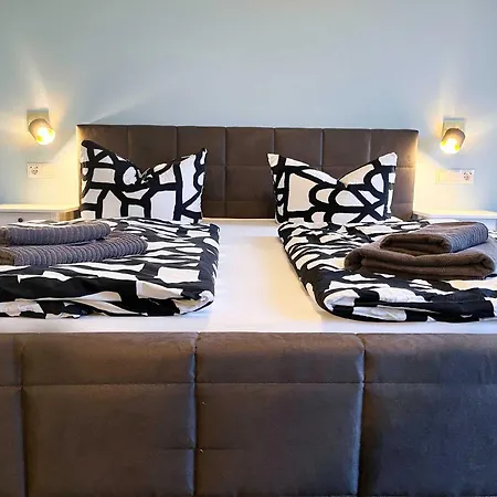 Strandhaus Moenchgut Lobbe Hotel Goehren (Ruegen)