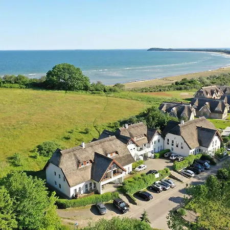 Strandhaus Moenchgut Lobbe Goehren (Ruegen)