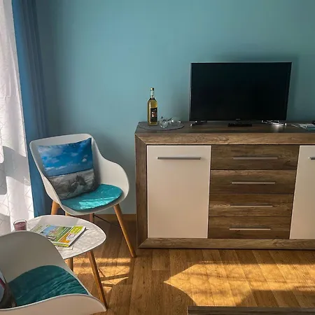 Strandhaus Moenchgut Lobbe * Goehren (Ruegen)