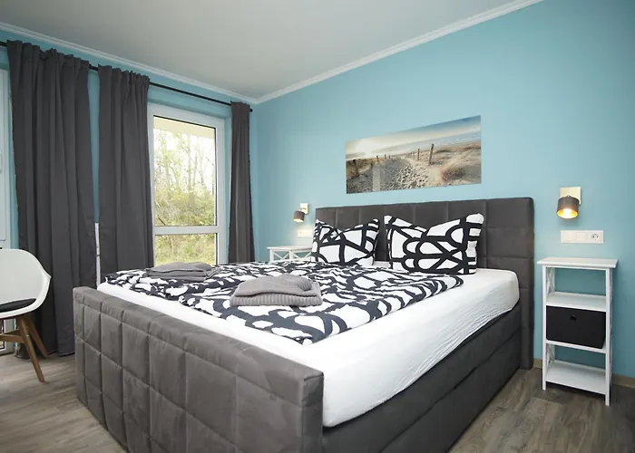 فندق Strandhaus Moenchgut Lobbe *